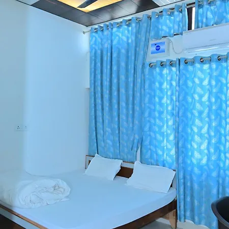 Hotel Bk Palace Ayodhya Exterior photo