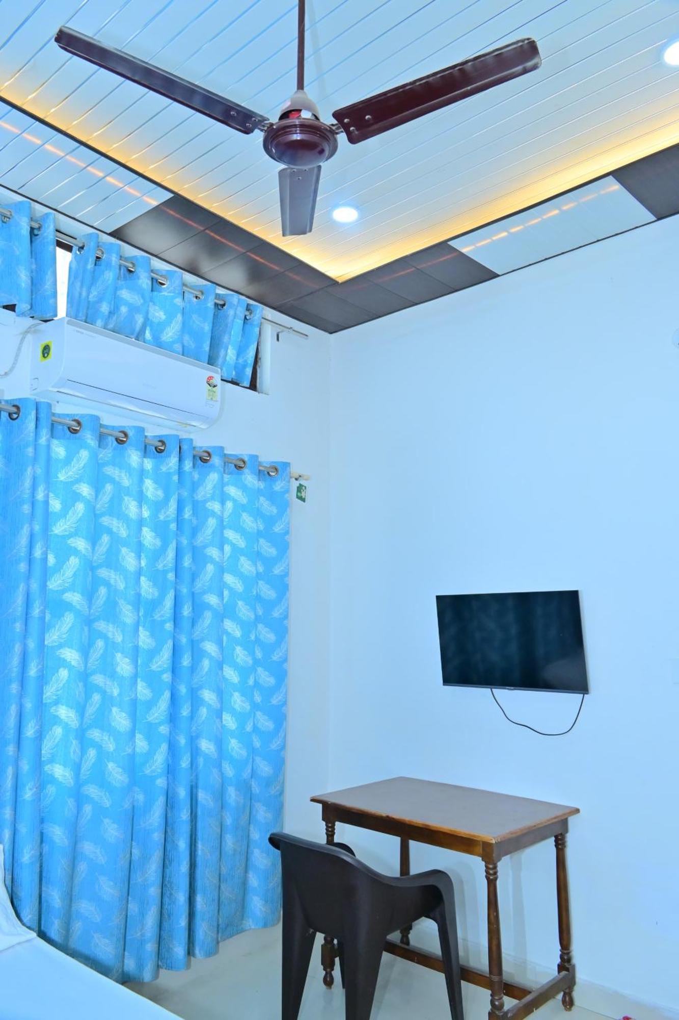 Homestay Bk Palace Ayodhya